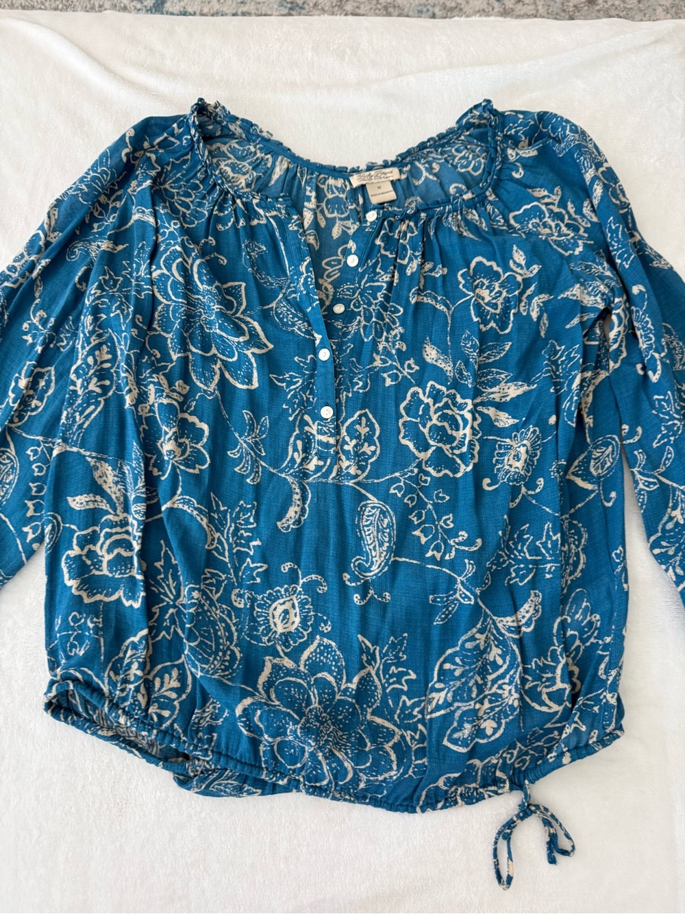 Lucky Brand Blue Hawaiian Floral Peasant Blouse Sz M Boho Flowy Lightweight D75